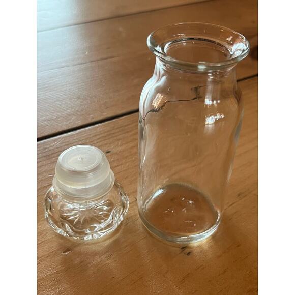 Small Vintage Apothecary or Spice Clear Jar/Bottle. Sunburst Stoppers. - Picture 3 of 5